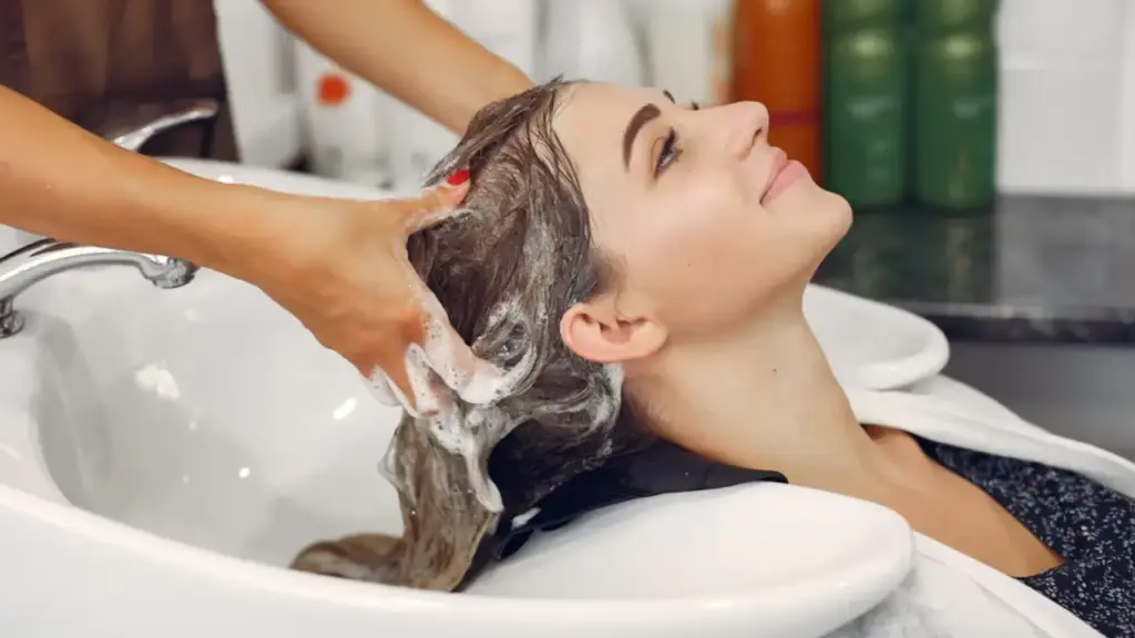 How to Wash Halo Hair Extensions? 1 how do you wash your halo hair