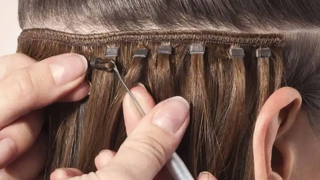 How Many Wefts Are in a Row? 3 how many wefts do i need for a full head