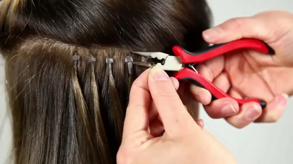 How to Remove Hair Extensions? 1 removing hair extensions