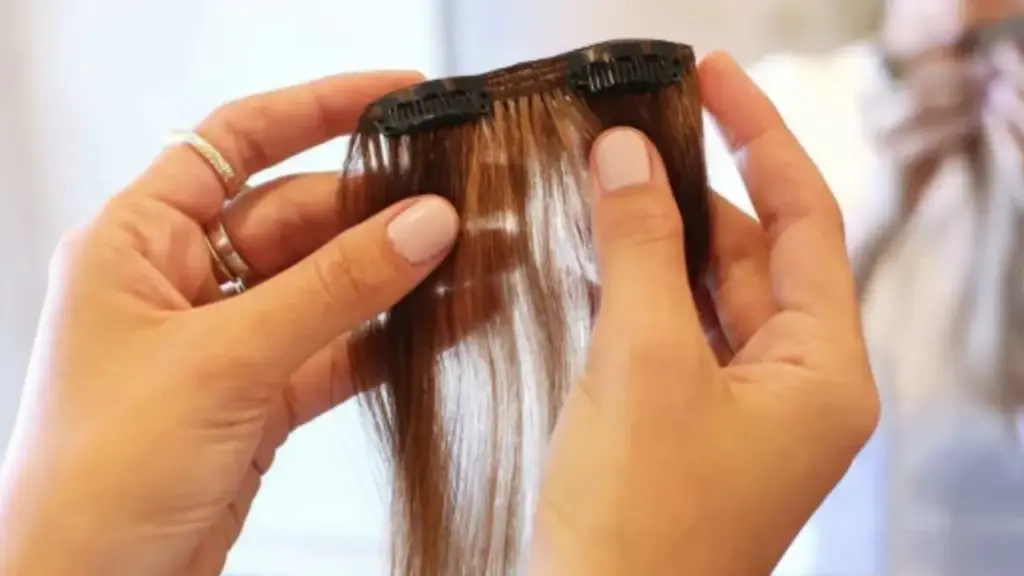What Are Halo Extensions? The Ultimate Guide 3 the clip in hair extensions
