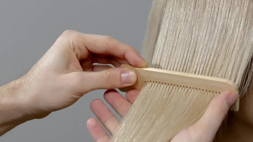 How to Care for Weft Extensions? 2 weft hair extensions maintenance