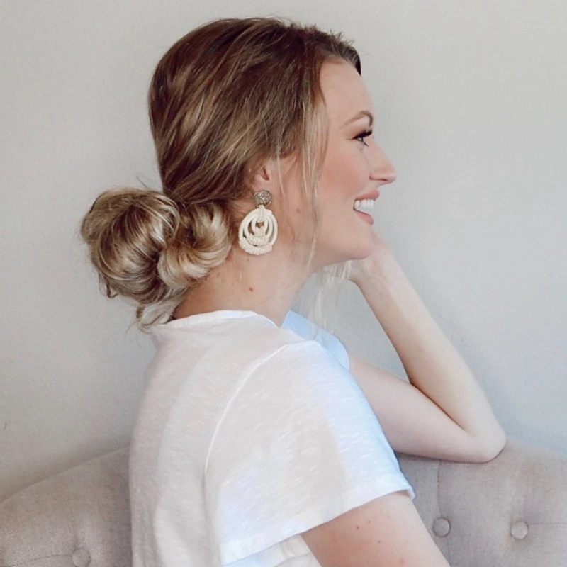 how to do a bun with clip in extensions
