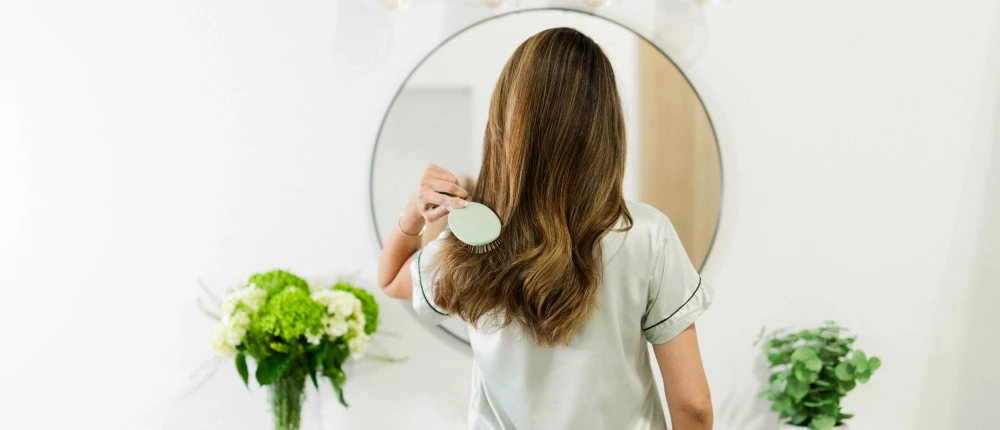 How to Install Hybrid Weft Hair Extensions for Fine Hair? 2 maintenance for hybrid weft hair extensions