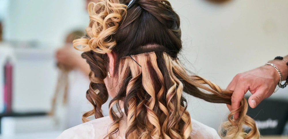 What Hair Extensions Do Celebrities Use? 3 micro link extensions
