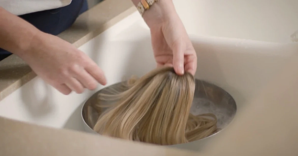 How to Air Dry a Human Hair Topper? 1 wash and detangle gently