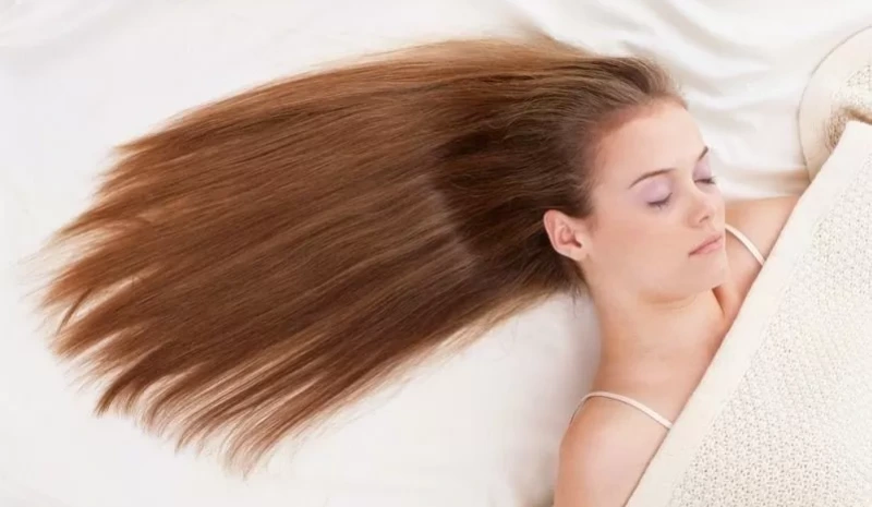 Can You Sleep in Halo Extensions? What to Do Before Bed 1 sleeping in extensions