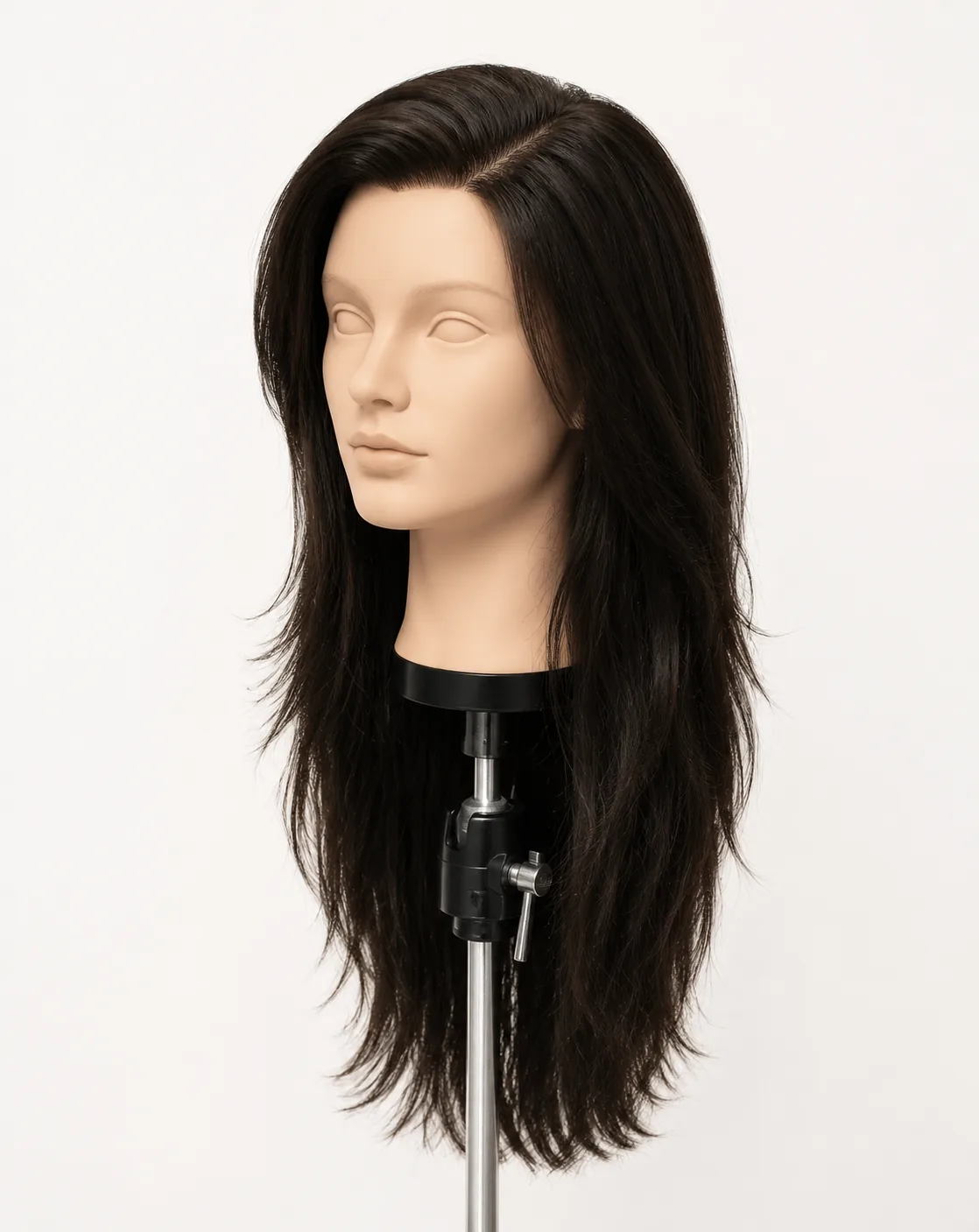 Alpha Hair training and mannequin heads in human hair and synthetic fiber